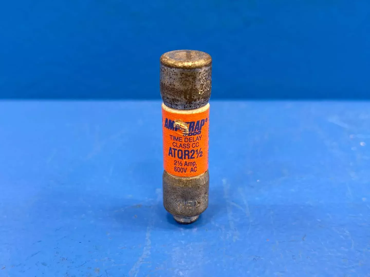 2-1/2 Amp Class CC Time Delay Fuse 600V Mersen Amp-Trap 2000 ATQR-2-1/2
