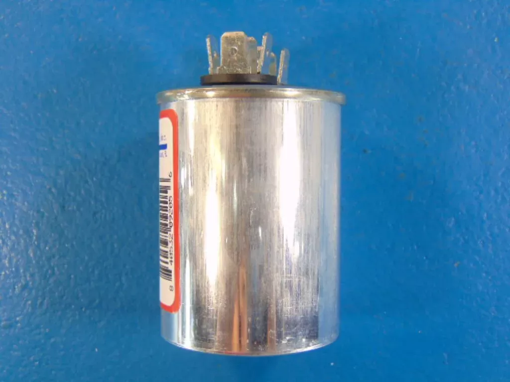 370/440V Motor Run Capacitor 50/60Hz American Radionic USA2204