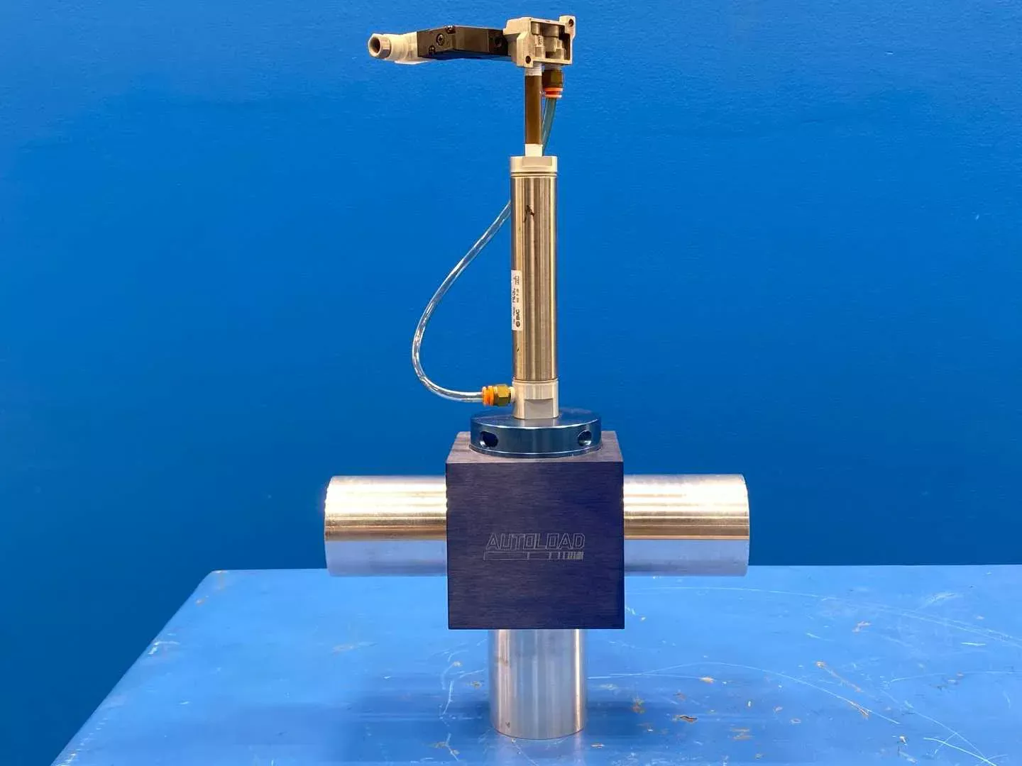Autoload NCMB 106-0350C-XC11 pneumatic cross valve 250 psi JVI