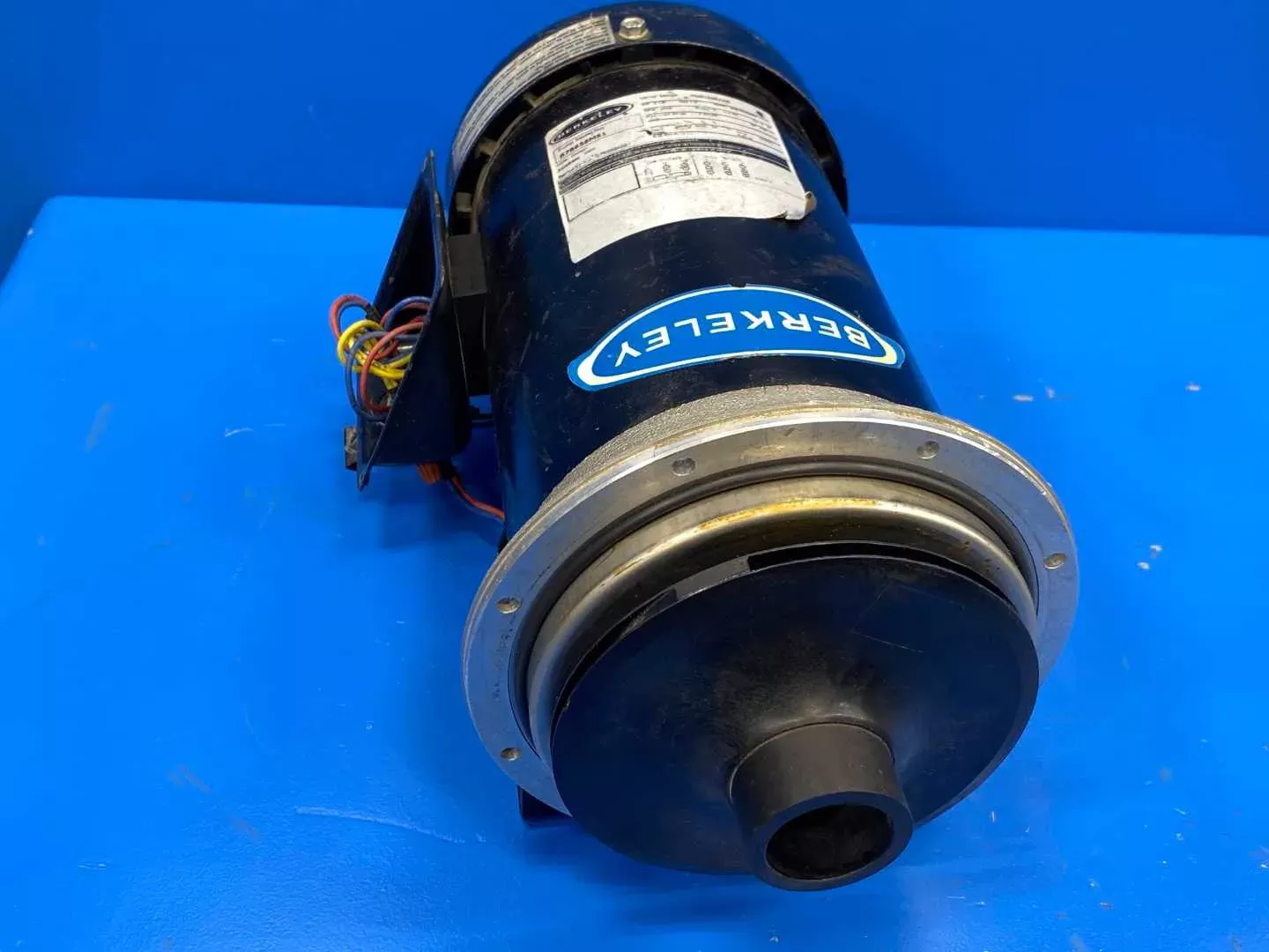 Berkeley B78658MS1 P56N2SE7A5 Centrifugal Pump 2.5HP Missing Cover
