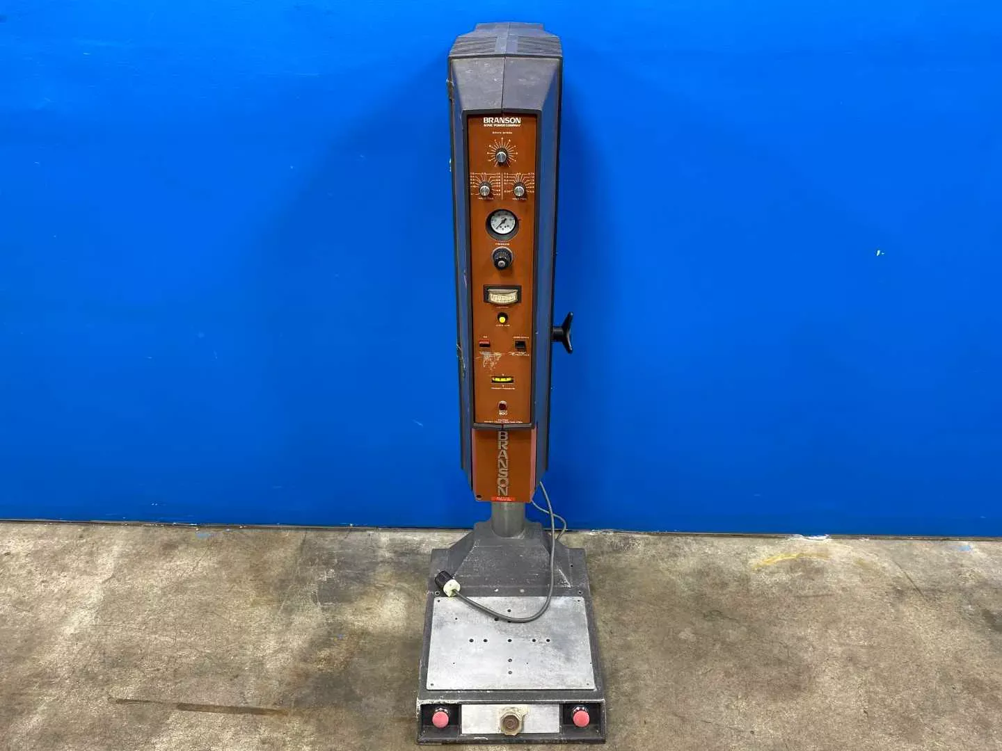 Branson Sonic Power Company 8400 Ultrasonic Welder
