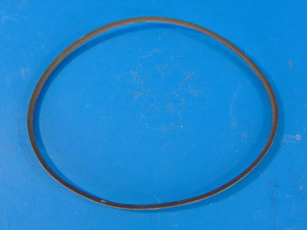 Demco 3L350 V-BELT (lot of 2)