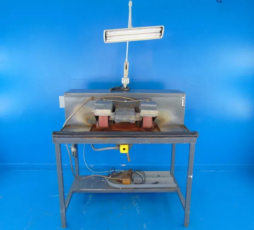 Double Head Bench Top Grinder/Sander Dual 3" x 8"6K572 Work Table and Light