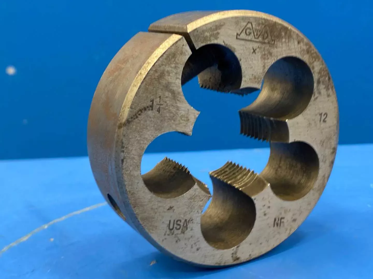 FMT Standard 3" HSS ADJ NPT DIE Size: 3 4 Thread 18