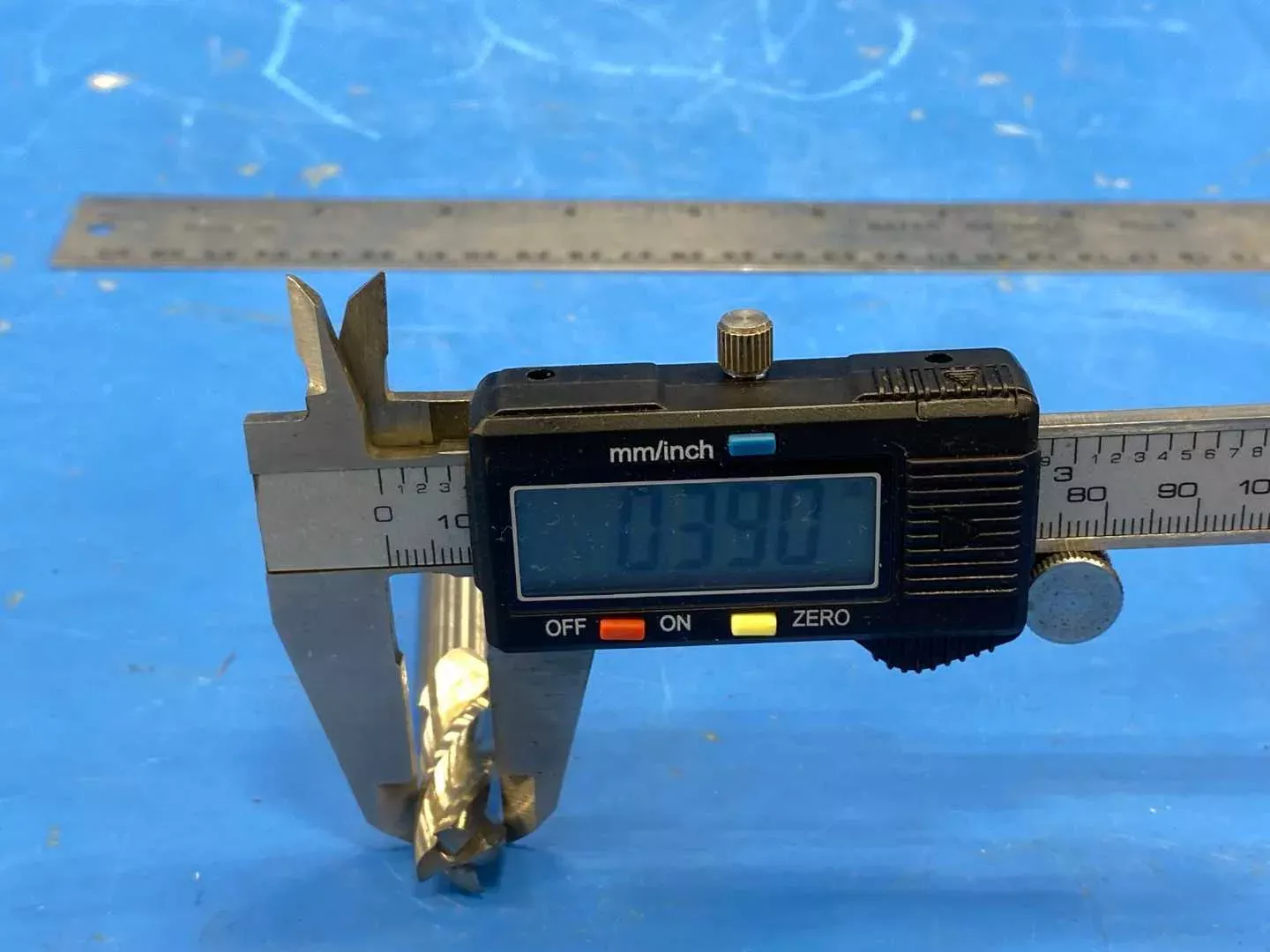 HSS Double End Mill 1/2" TiN Coated x 4" Long, Appears Unused