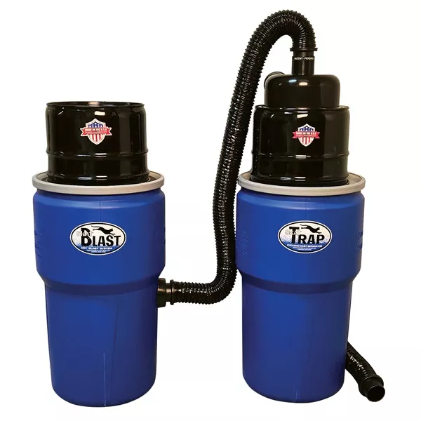 Skat Blast Skat Trap & Vacuum System Combo